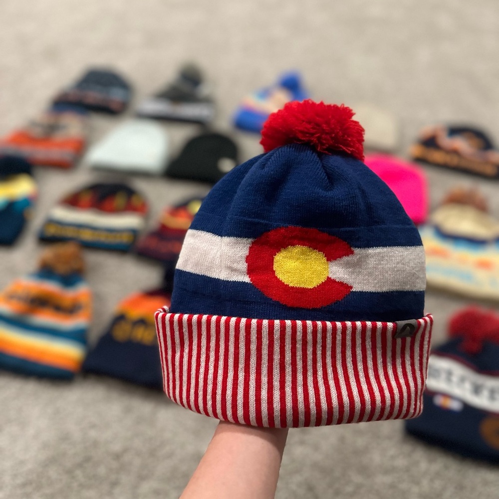 NWOT Colorado Flag Beanie with Pom